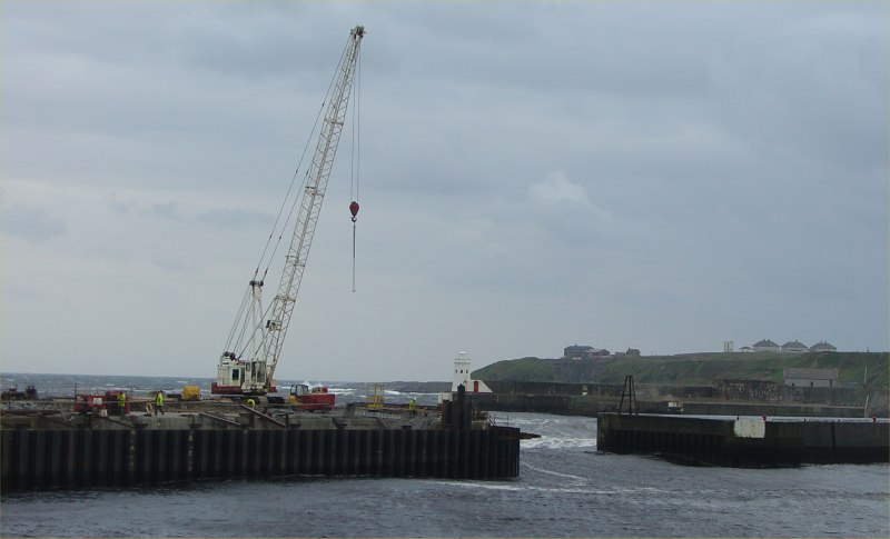 Photo: North Pier Work 12 October 2004