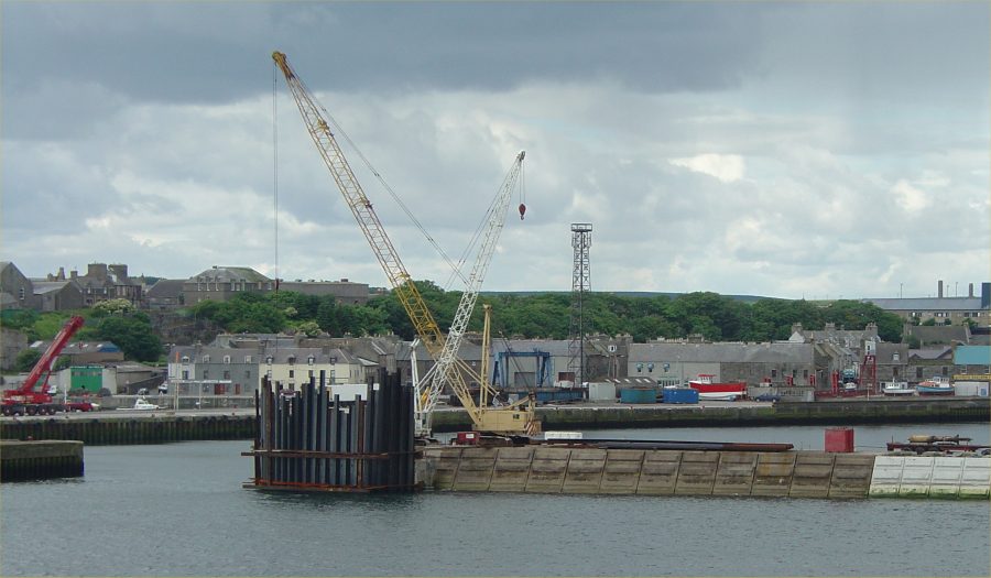 Photo: North Pier Work 19 July 2004