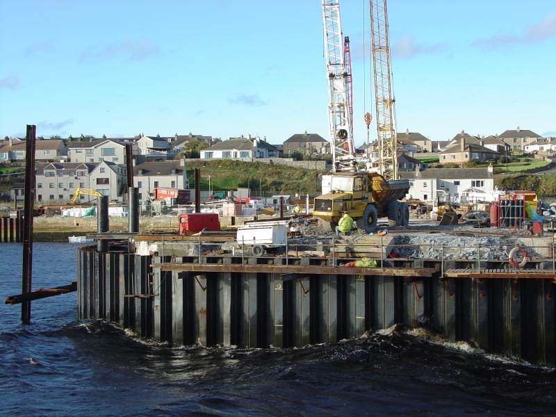 Photo: North Pier Work 29 September 2004