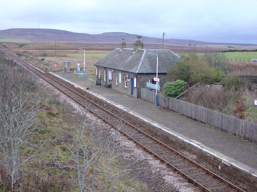 Photo: Scotscalder Station