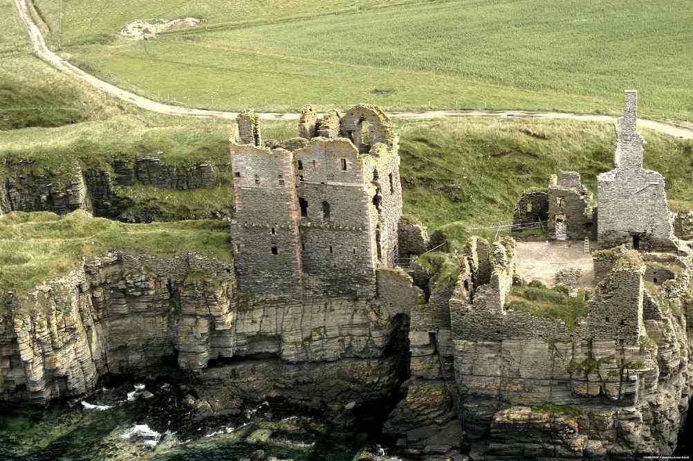 Photo: Girnigoe Castle From A Helicopter - August 2006