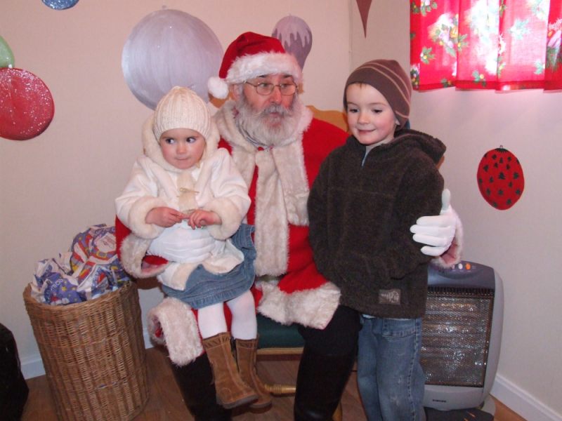 Photo: Santa's Grotto - Market Square,Wick - Christmas 2006