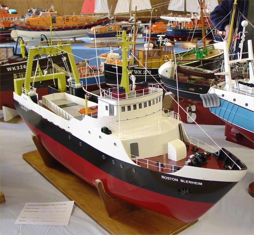 Photo: Pentland Model Boat Club Show 2005