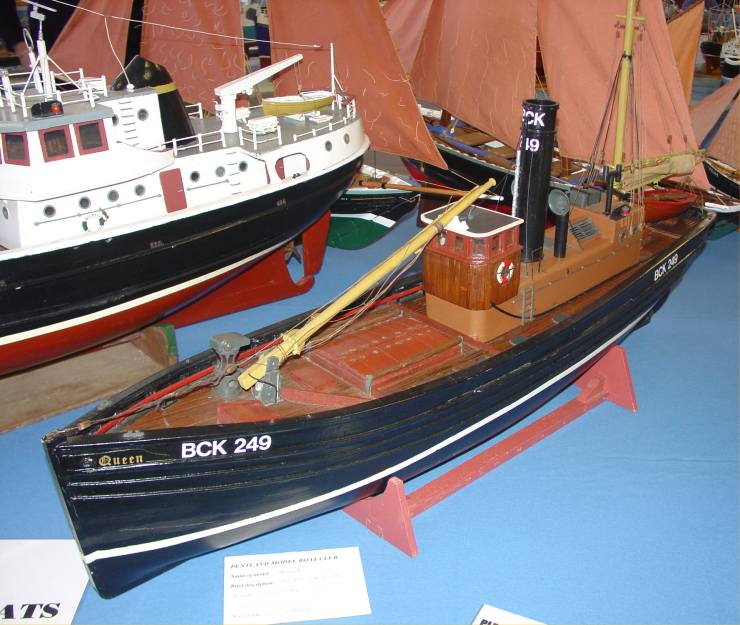 Photo: Pentland Model Boat Club Show 2006 - BCK249 Queen