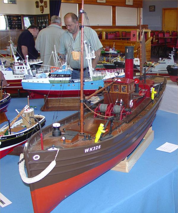 Photo: Pentland Model Boat Club Show 2006 - WK326 Surprize