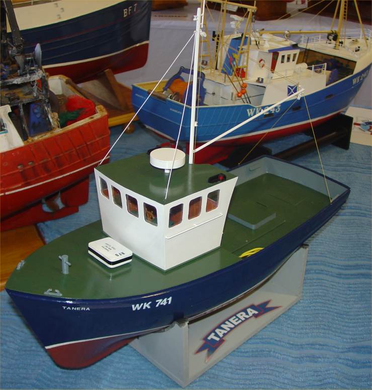 Photo: Pentland Model Boat Club Show 2006 - WK471 Tanera