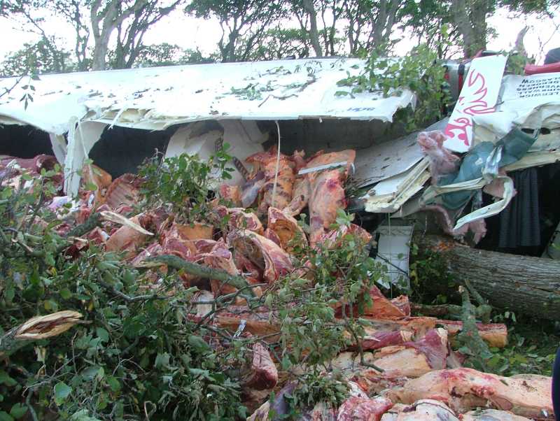 Photo: Meat Lorry Crash At Castletown - 9 October 2006