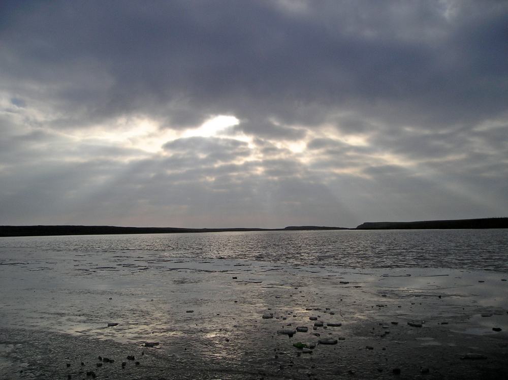 Photo: Sarclet Loch Looking Cold In January 2007