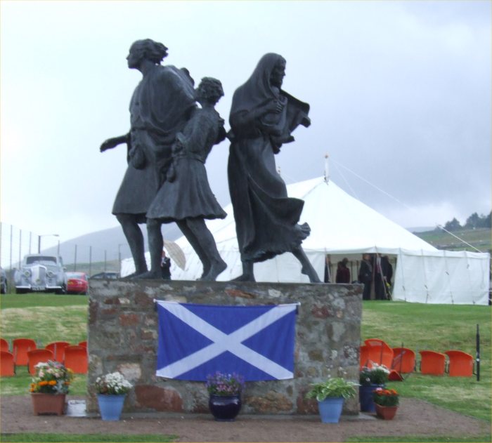 Photo: Emigrants Statue Official Unveiling Ceremony At Helmsdale
