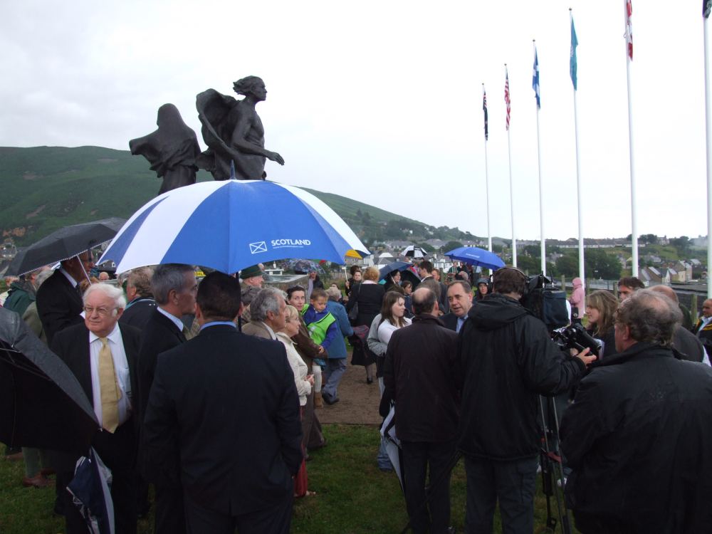 Photo: Emigrants Statue Official Unveiling Ceremony At Helmsdale