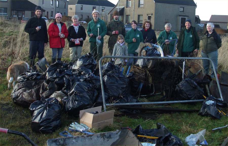 Photo: Telford Lade At wick Gets Clean-up By Volunteers