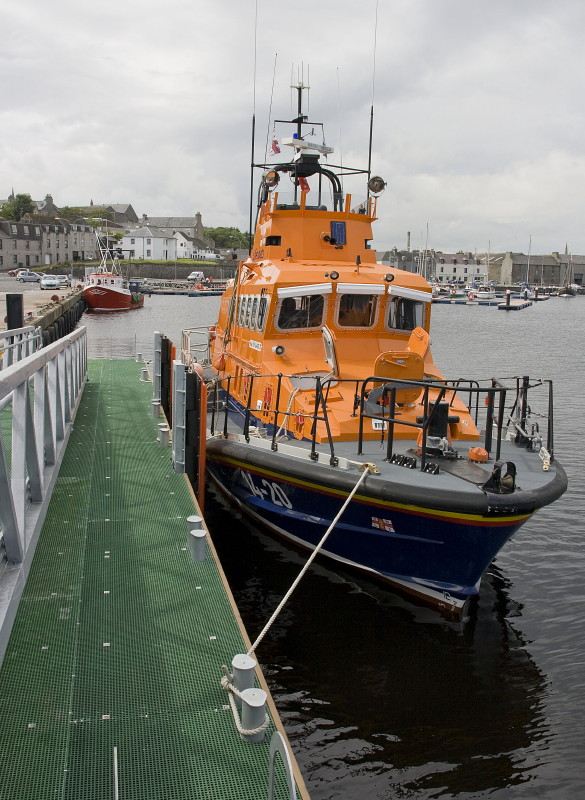 Photo: Wick Lifeboat Gets New Pontoon