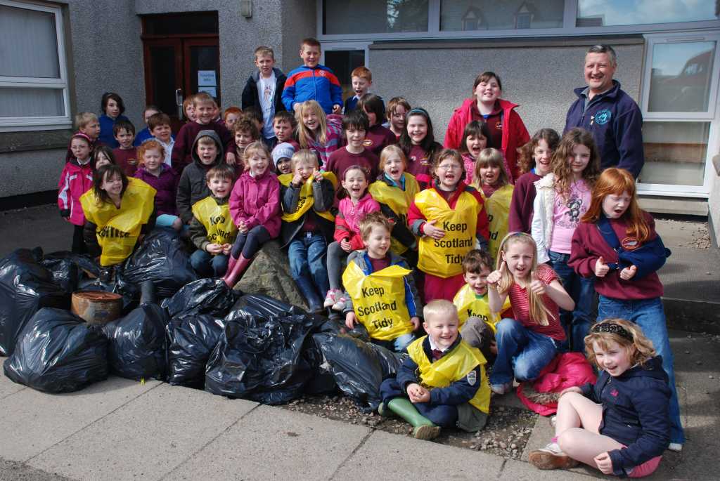 Photo: Canisbay School Litter Cleanup