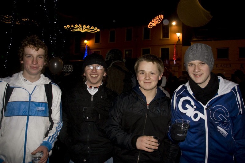 Photo: Wick Hogmanay Street Party Brings In 2010