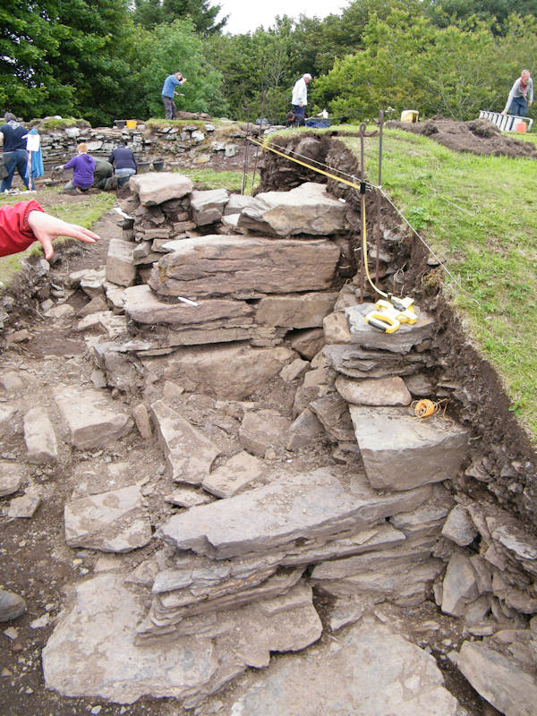 Photo: Thrumster Broch Let local Folk Try Archaeology