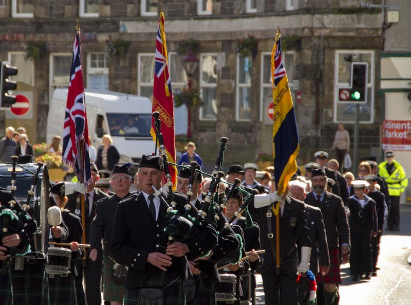 Photo: People Gathered In Wick To Remember the Crew Of the Isleford
