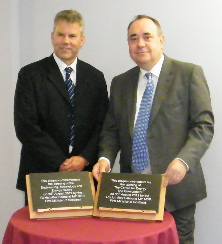 Photo: First Minister Alex Salmond and Depute Princapal Donald MacBeath