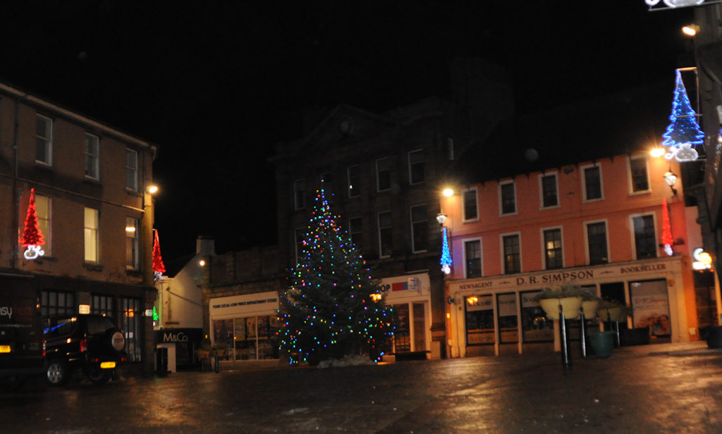 Photo: Christmas Tree at Market Square Wick