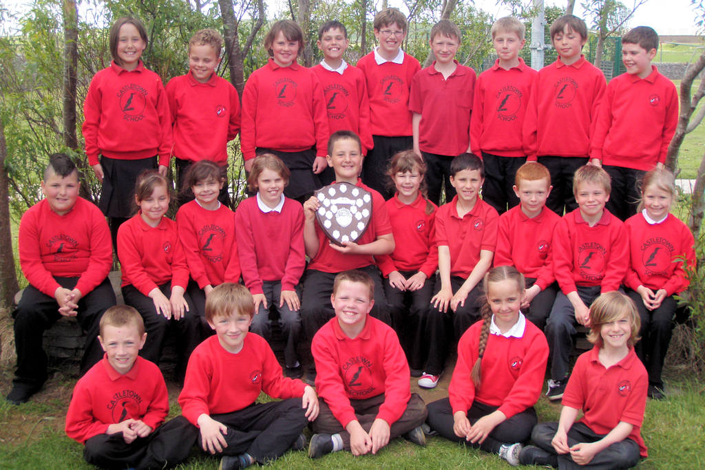 Photo: Castletown Choral Speaking Group p4 p5