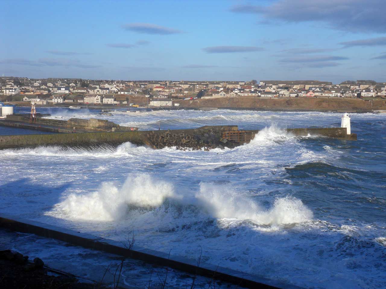 Photo: Still No Stopping The Waves In Wick Bay