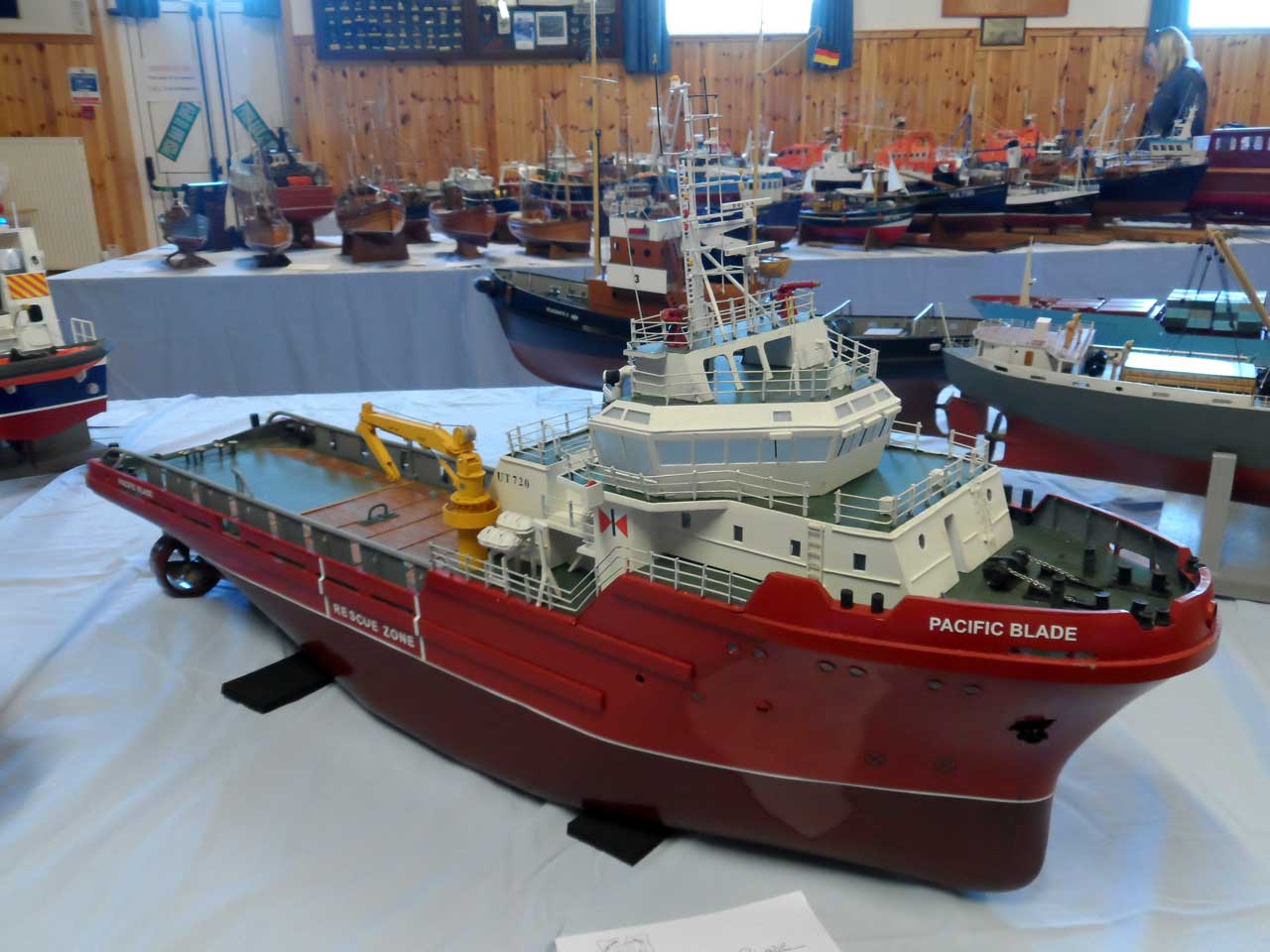 Photo: Pacific Blade - UTT20 - Anchor Handling Tug - Model Boat Show 2015