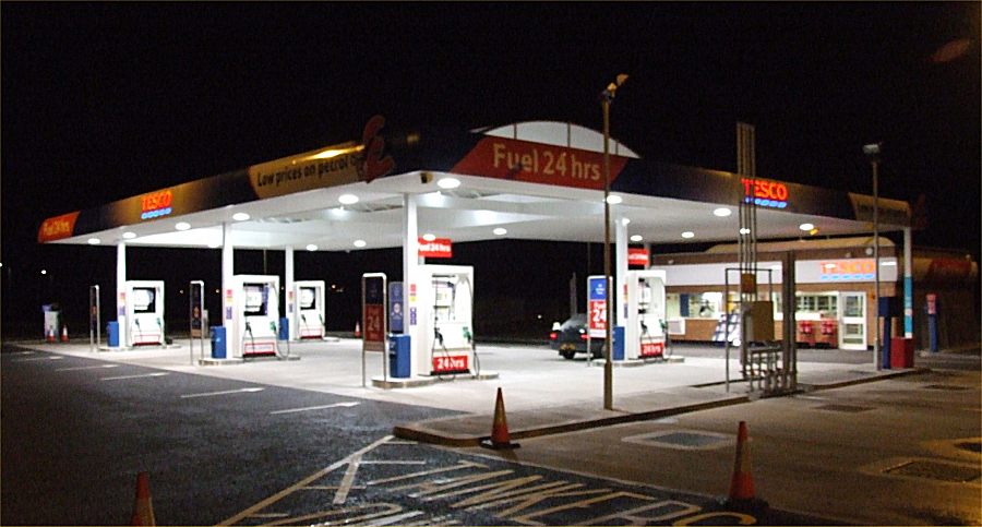Photo: Tesco Petrol Station Opens With 87.9p Per Litre - 13 November 2006
