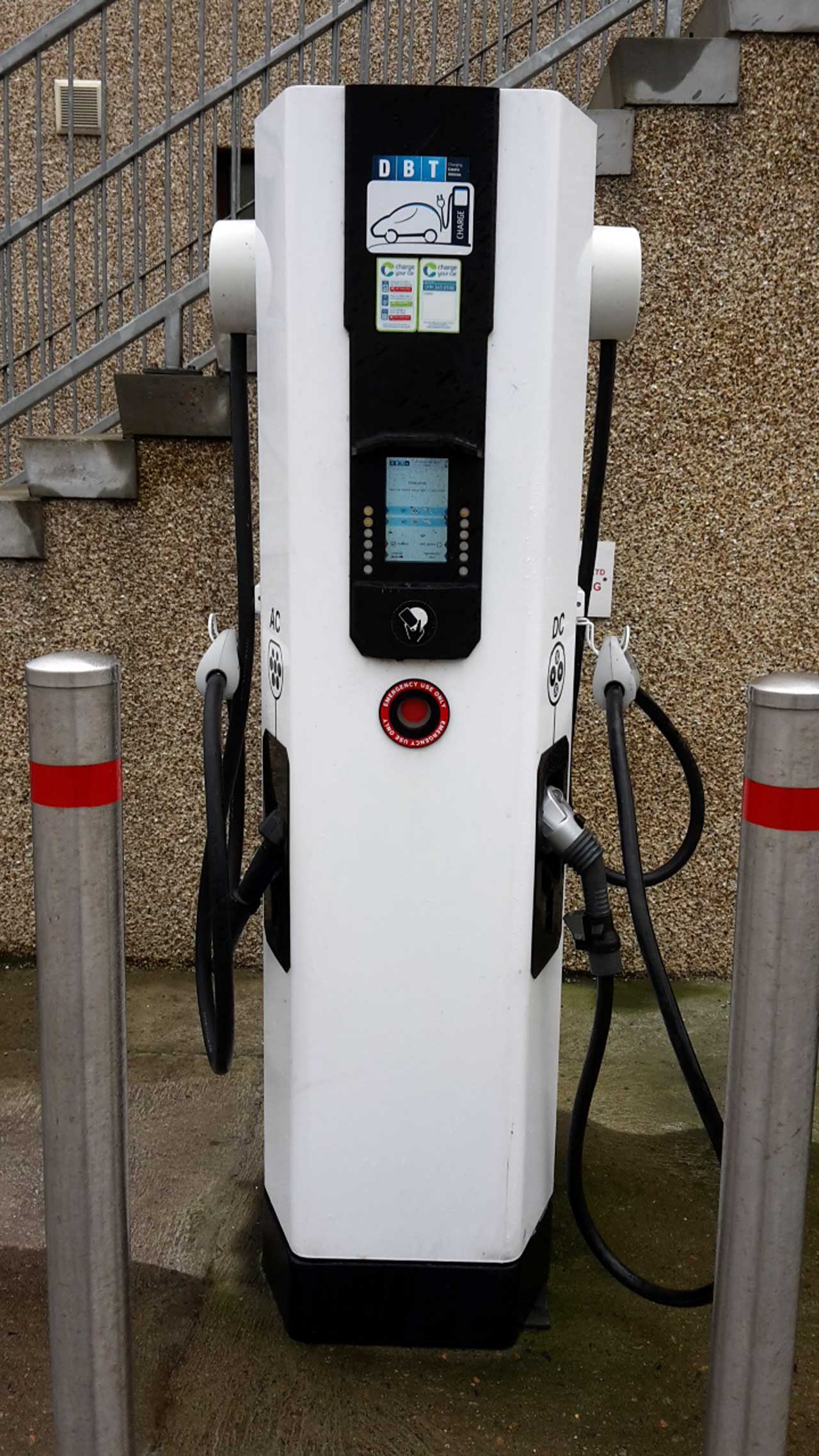 Photo: Electric Car Charge Point, Gills Ferry, Caithness