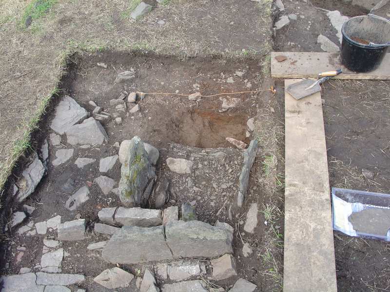 Photo: Nybster Broch Dig 21 July 2005