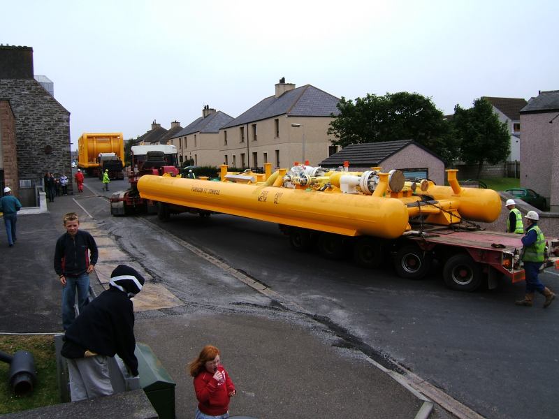 Photo: Huge Towhead Comes To Wick Heading For Wester Yard