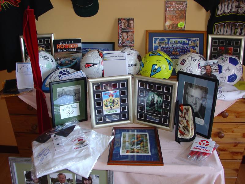 Photo: Prizes donated As At 30 September 2004
