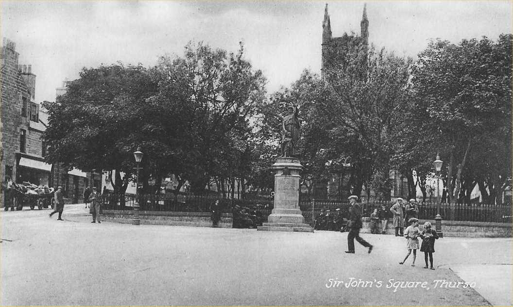 Photo: Sir John's Square, Thurso