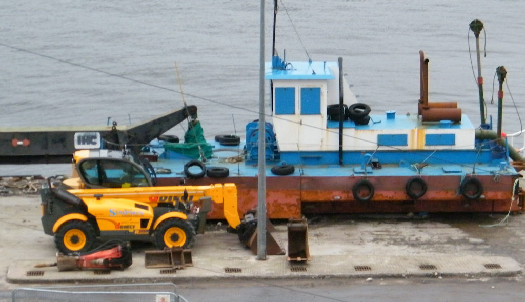 Photo: Vehicles At Wick Harbour